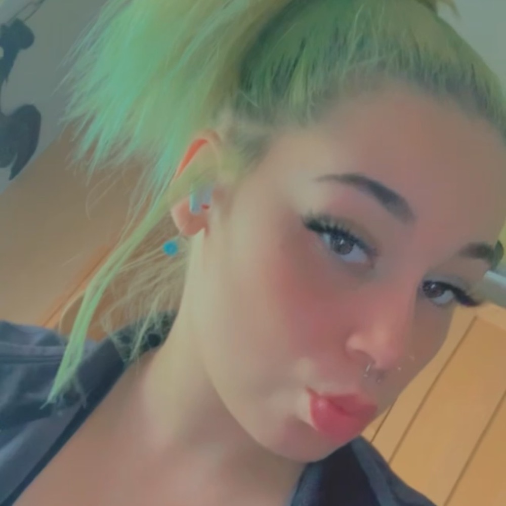 Meet your Posher, Karlee